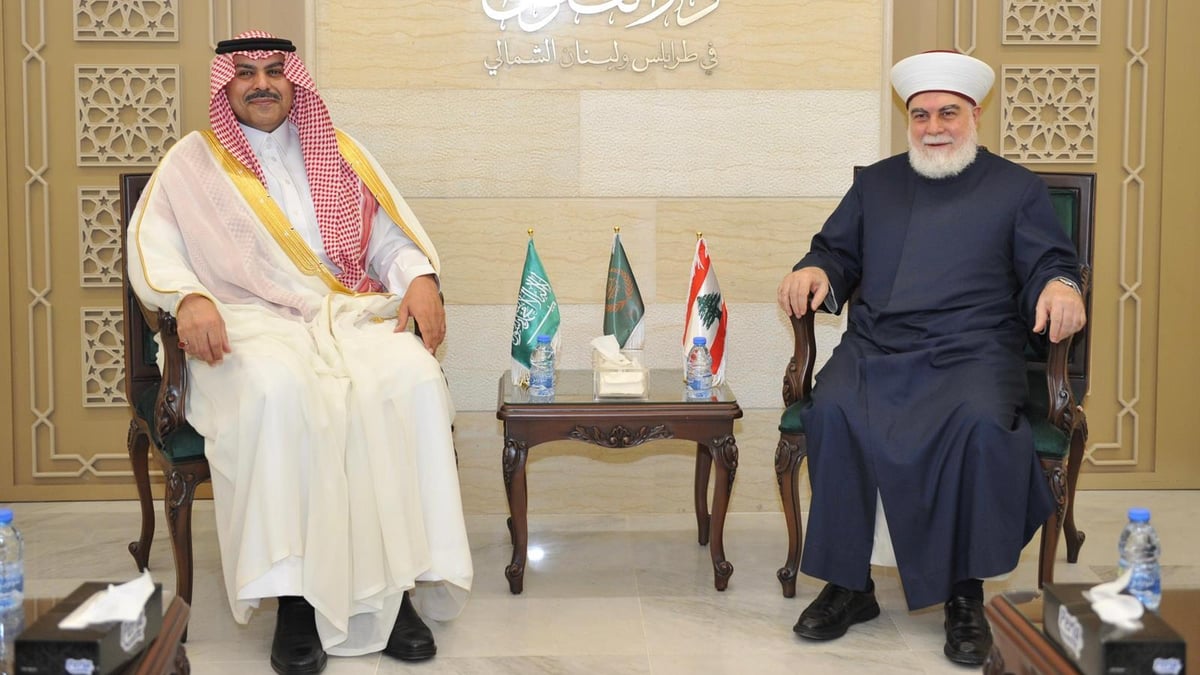 السفير الدوسري يلتقي مفتي طرابلس في دار الفتوى اللبنانية