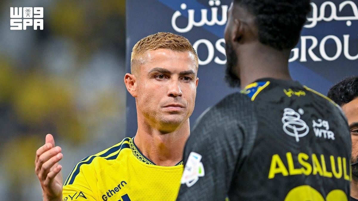 النصر يتفوق على التعاون 2-1 ويتصدر دوري روشن السعودي