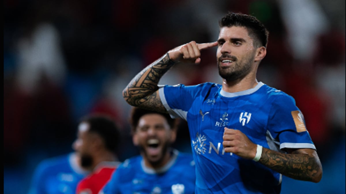 الهلال يتأهل لدور الـ16 بكأس الملك بعد الفوز على الرائد 2-0