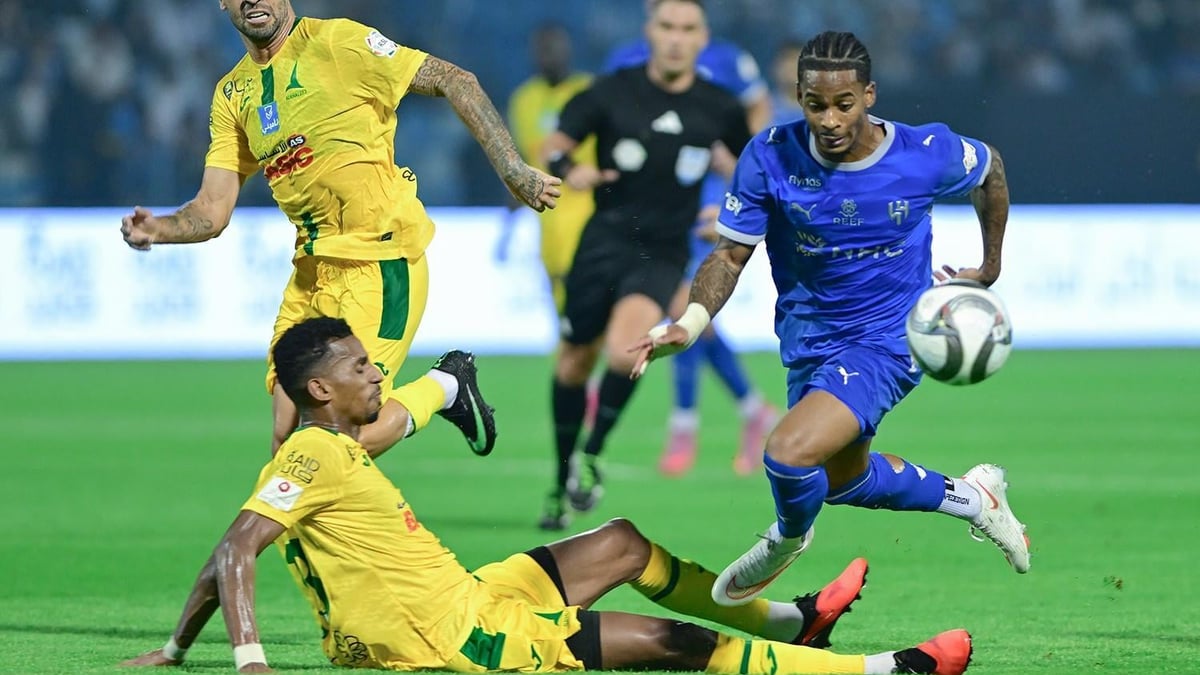 الهلال يكتسح الخليج بخمسة أهداف في دوري روشن