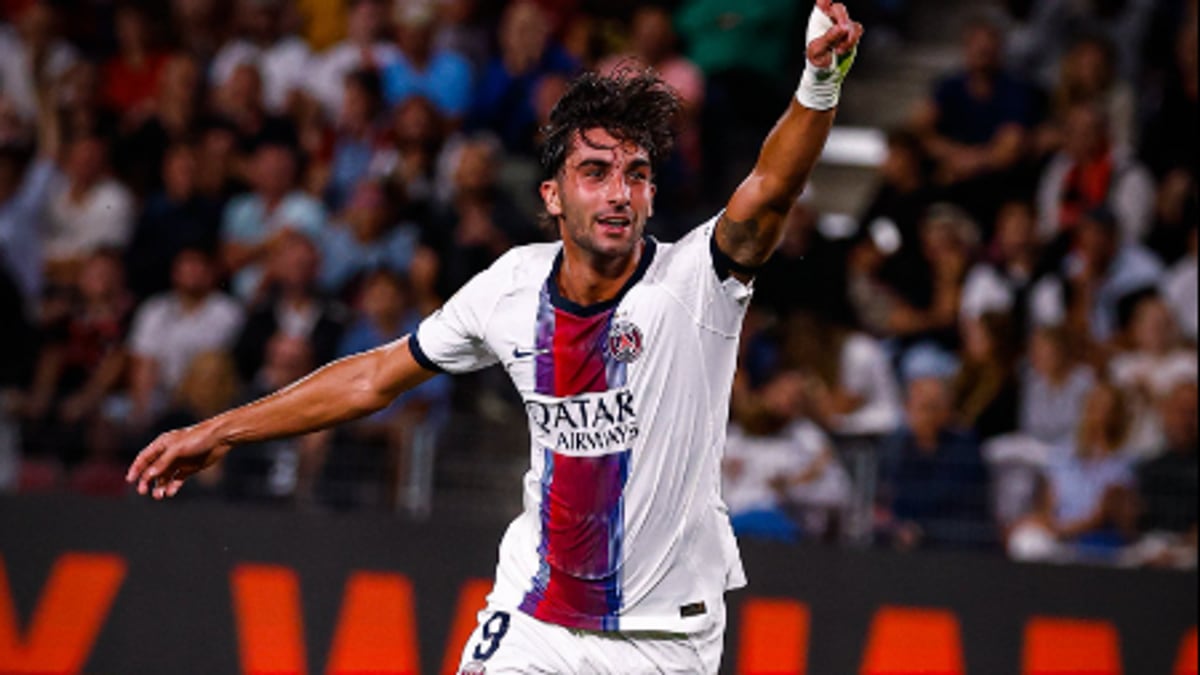 باريس سان جيرمان يتعادل مع رين 2-2 في الدوري الفرنسي