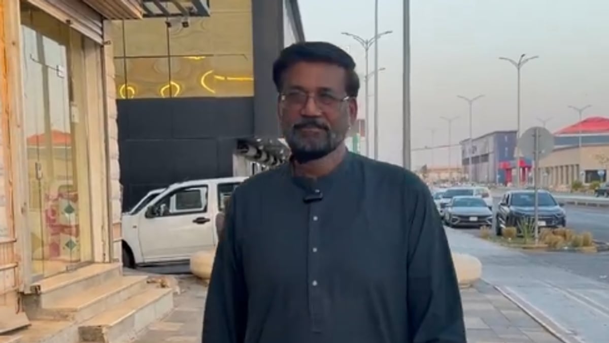 باكستاني يعمل مع شقيقه في سكاكا منذ 35 عاماً ويشارك مشاعر الأخوة مع السعوديين