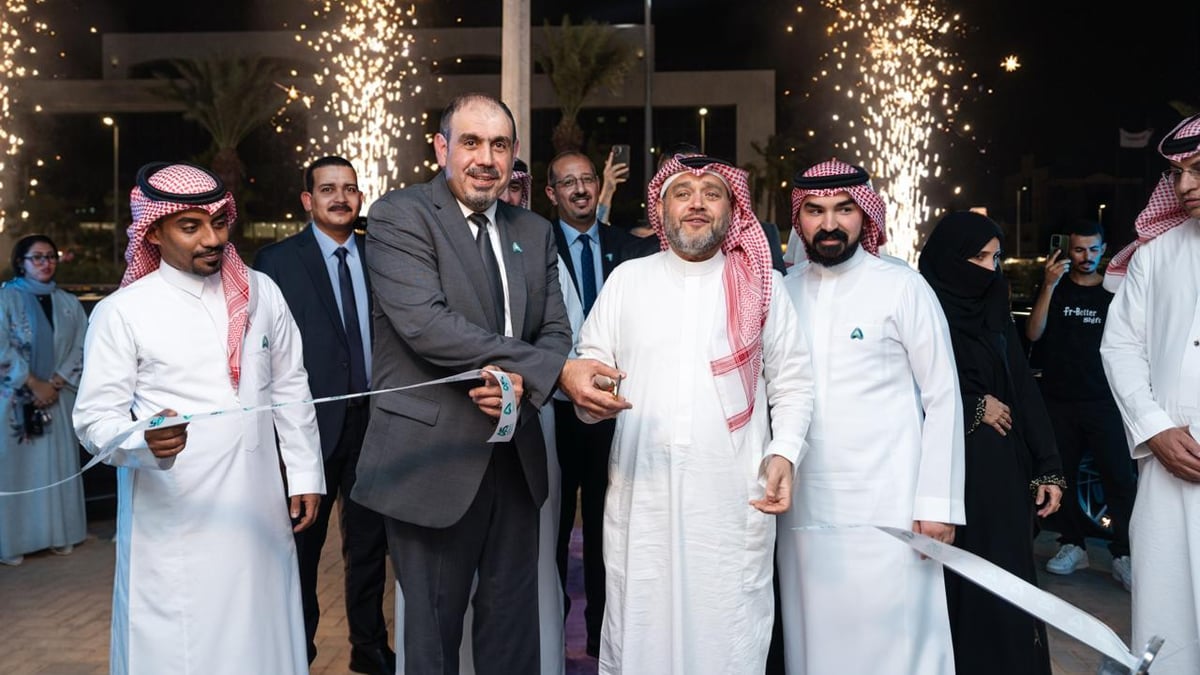 بدجت السعودية تطلق علامة عالم السيارات للتأجير قصير الأجل