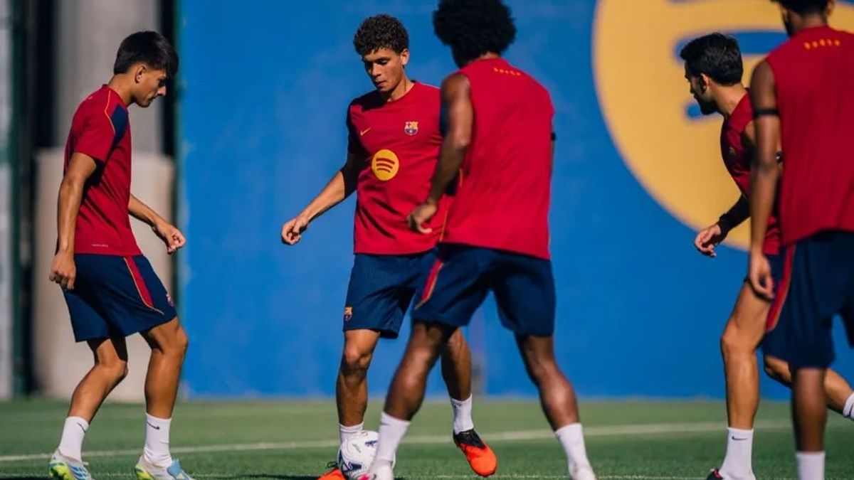 برشلونة يتخلى عن فكرة ضم خوليان ألفاريز ويستمر بتشكيلته الحالية
