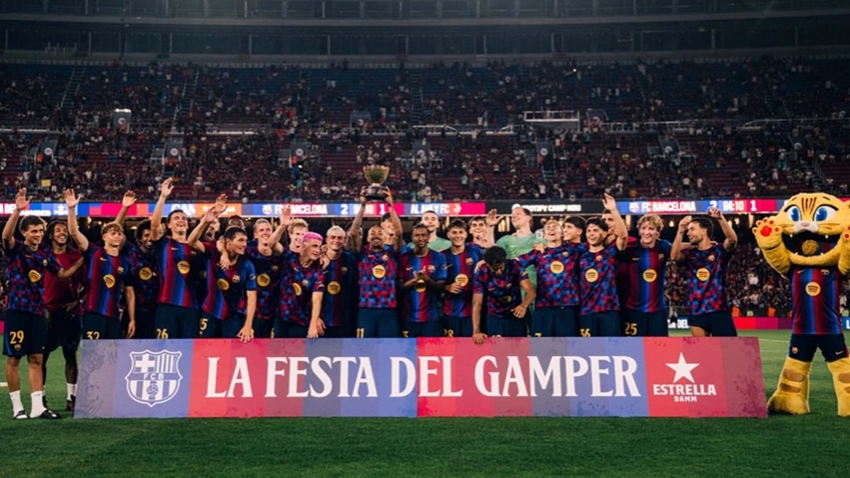 برشلونة يتفوق على الأهلي المصري ويحقق كأس جوان غامبر