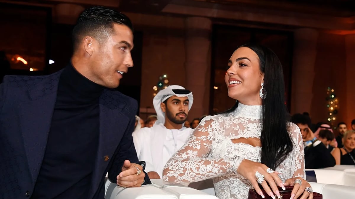 ثروة كريستيانو رونالدو وجورجينا رودريجيز تثير الاهتمام