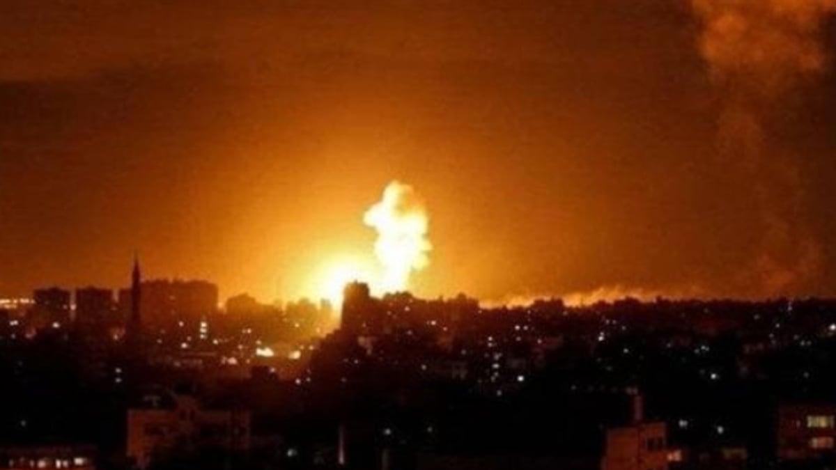 دوي انفجار في ريف درعا الغربي حسب التلفزيون السوري الرسمي