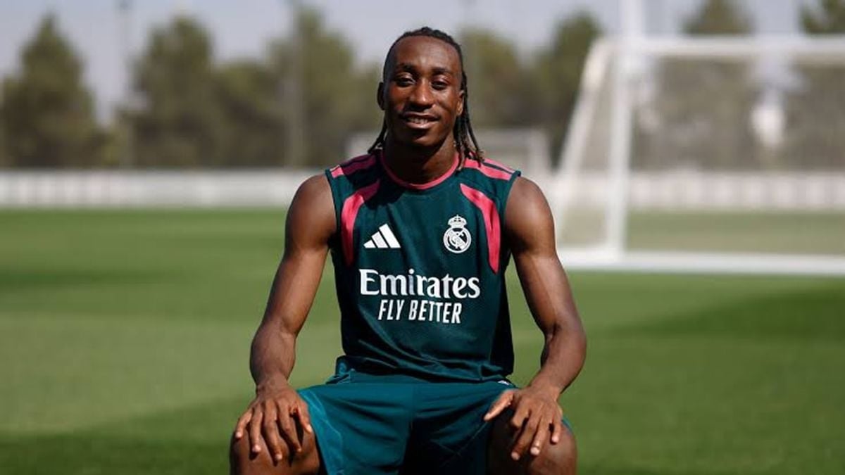ديوماندي يوضح أسباب انتقاله إلى ريال مدريد وتأثير مورينيو