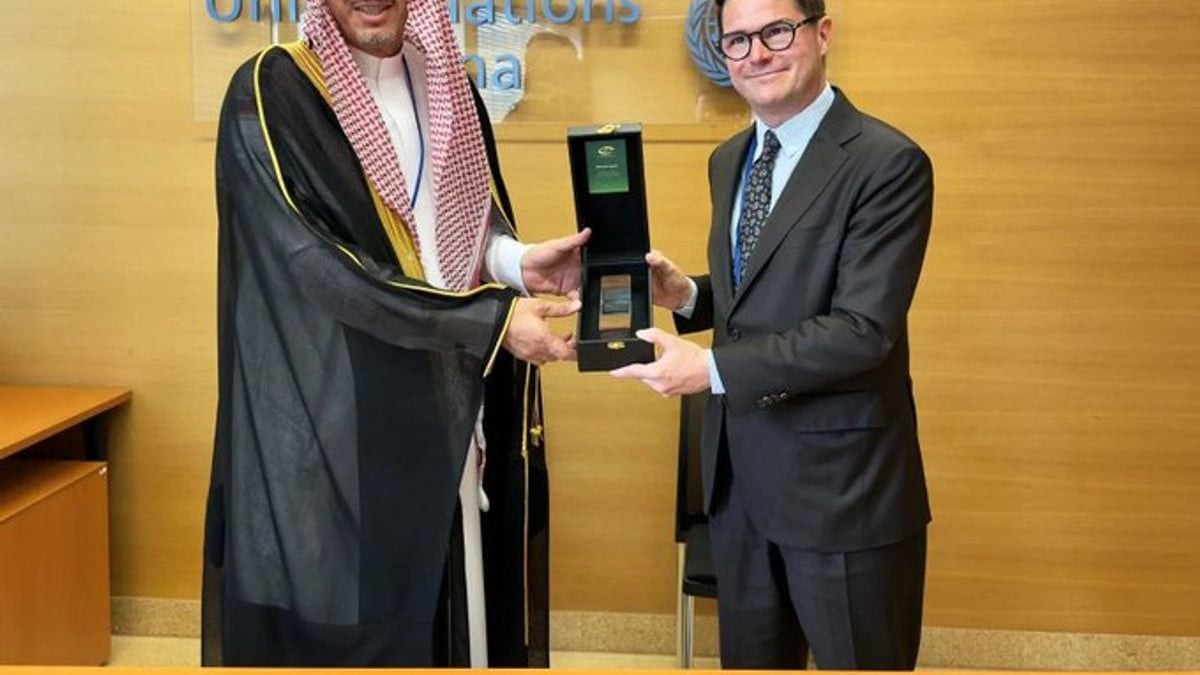 رئيس نزاهة يناقش مكافحة الفساد مع مسؤول أوروبي