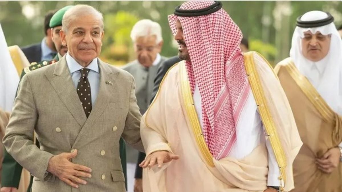 زيارة رئيس وزراء باكستان للرياض تعزز العلاقات السياسية والاستراتيجية