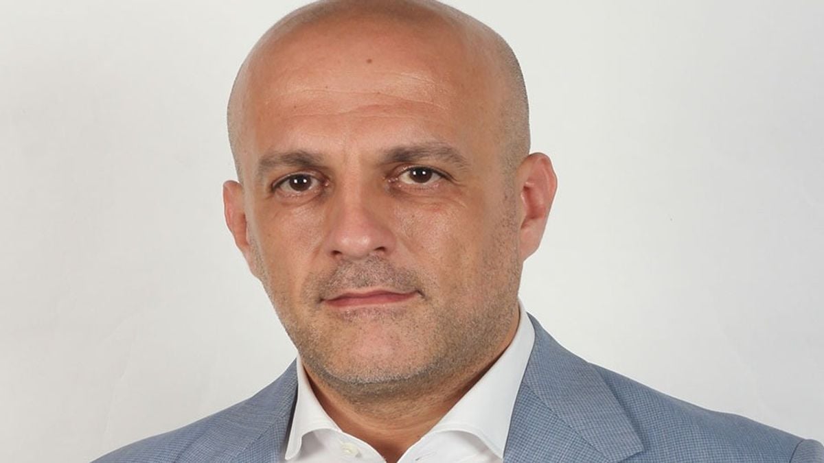 سحوبات مصرفية كبيرة في روسيا وأسبابها حسب خبير اقتصادي