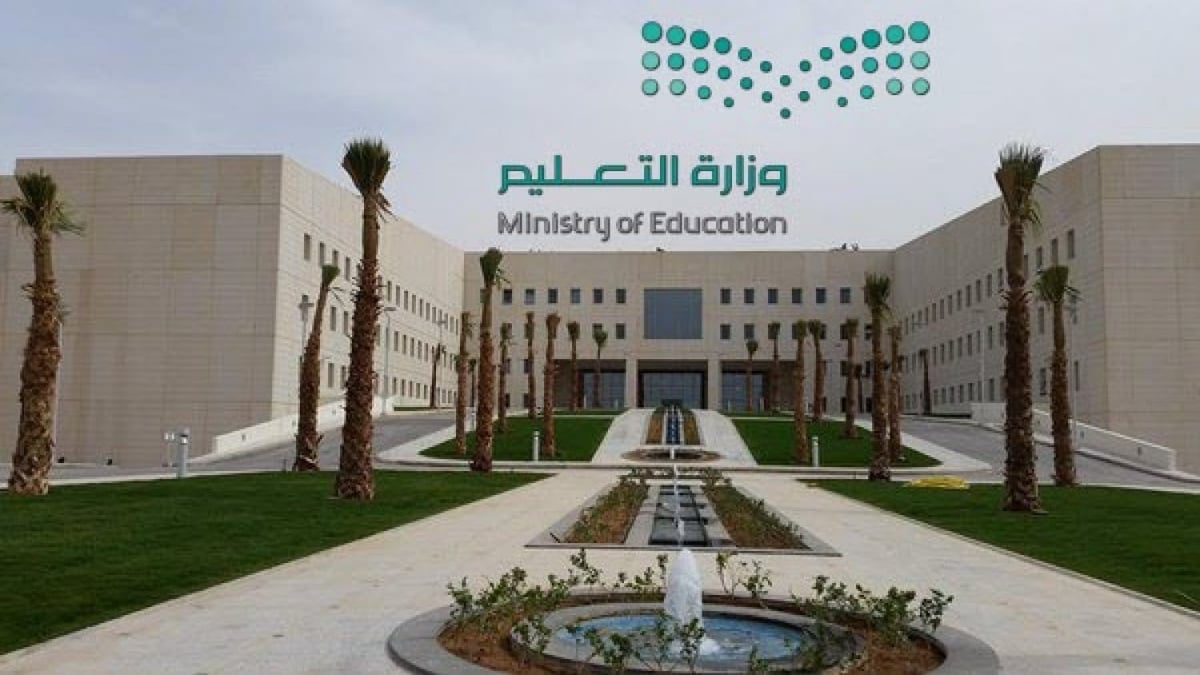فتح العدول عن النقل الخارجي مطلب جماعي و«التعليم» تؤكد استقرار برنامج «فرص»