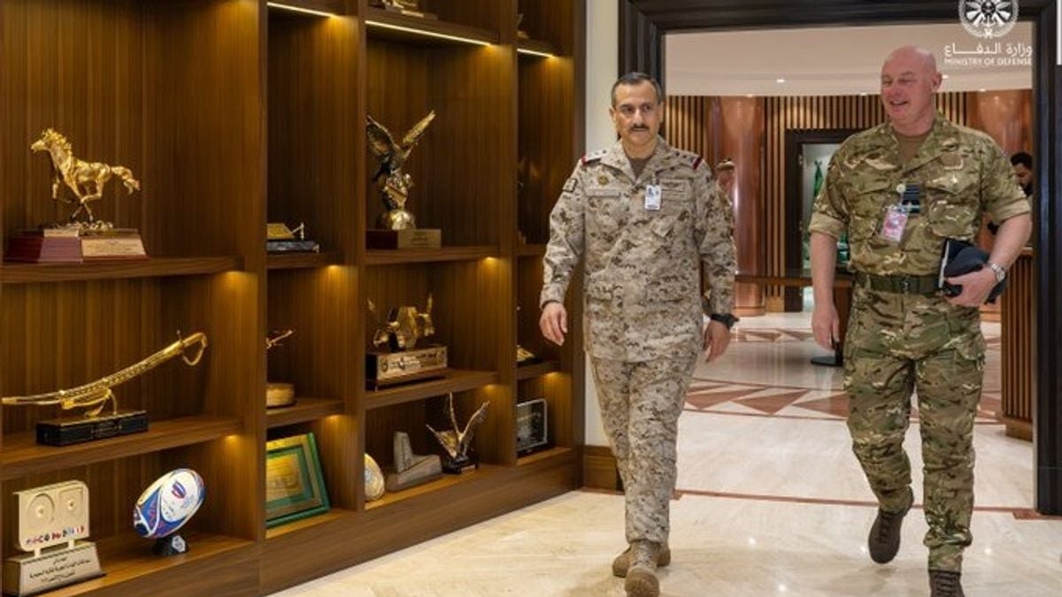 قائد القوات الجوية السعودي يبحث التعاون مع رئيس أركان القوات الجوية البريطانية