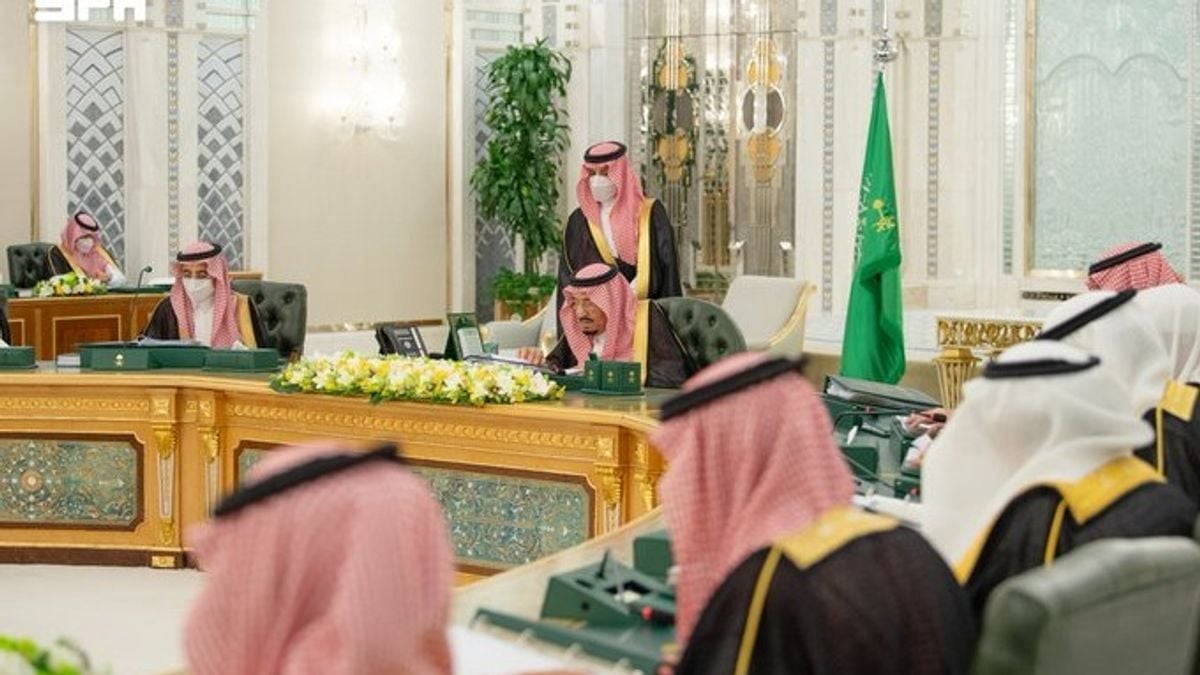 مجلس الوزراء يثمن زيارة ولي العهد إلى فرنسا ويؤكد قوة العلاقات الثنائية