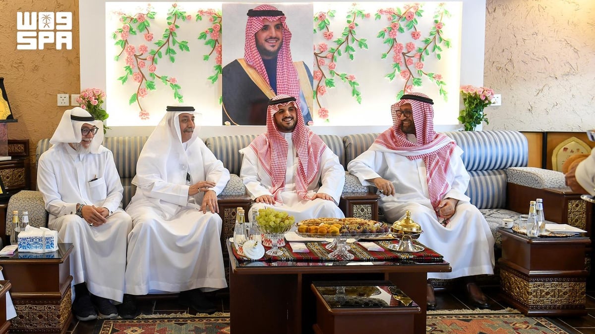 محافظ الطائف يتفقد مصنع ومزرعة الكمال السياحية لتعزيز السياحة