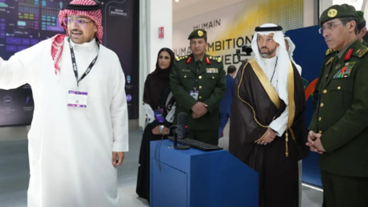 مدير الجوازات المكلّف يزور معرض ليب 2026