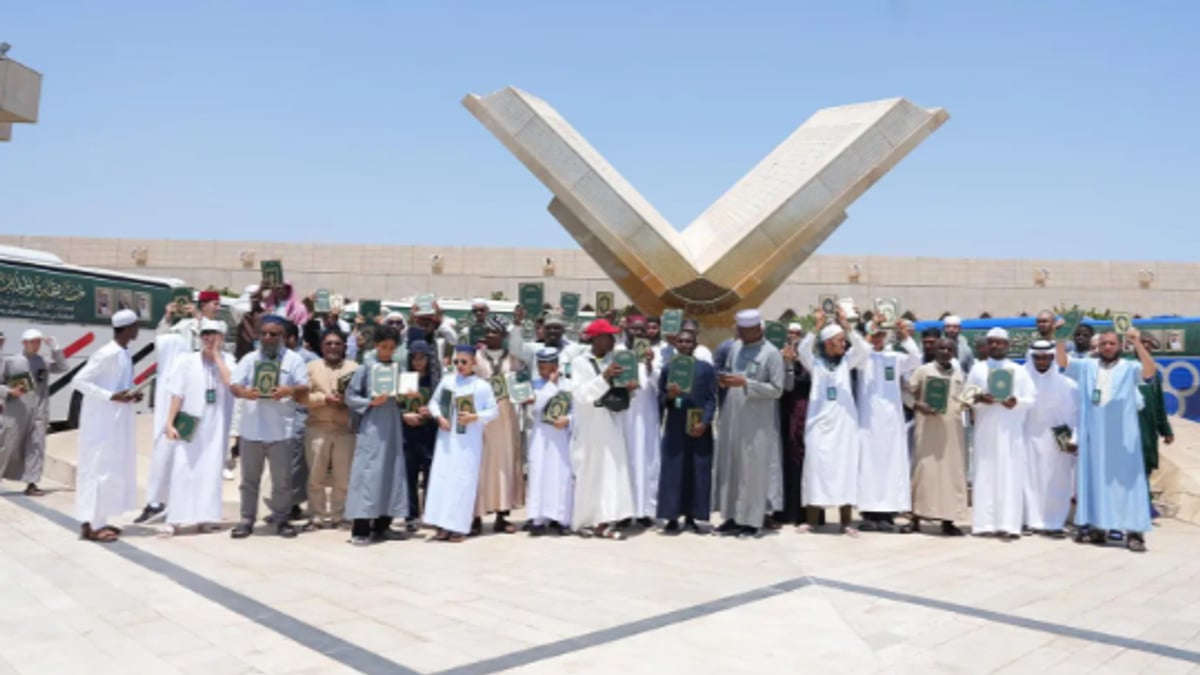 مشاركون في مسابقة الملك عبدالعزيز الدولية يزورون مجمع الملك فهد لطباعة المصحف