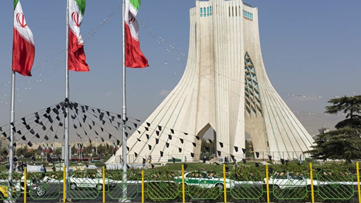 مفاوضات إيران مع عُمان تحقق تقدماً ملحوظاً خلال الأسابيع الماضية