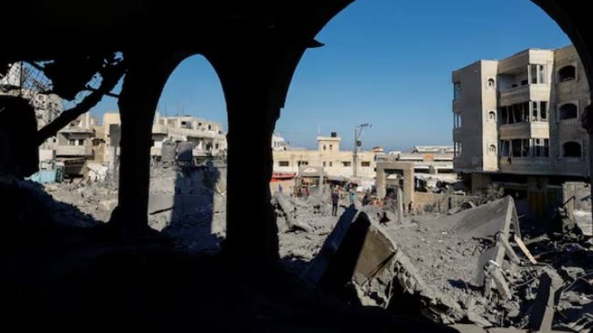 مقتل فلسطينيين طفل وراشد في غارة إسرائيلية على غزة