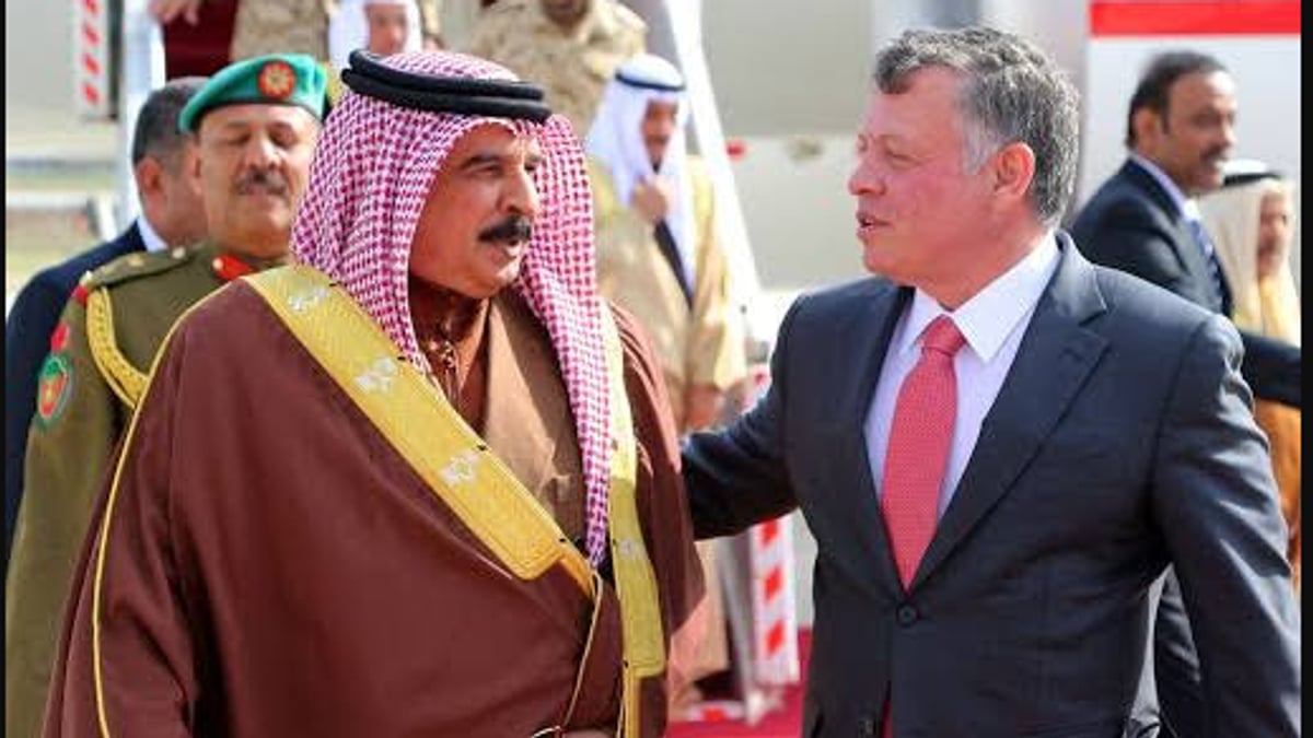 ملك البحرين والعاهل الأردني يناقشان جهود خفض التصعيد الإقليمي