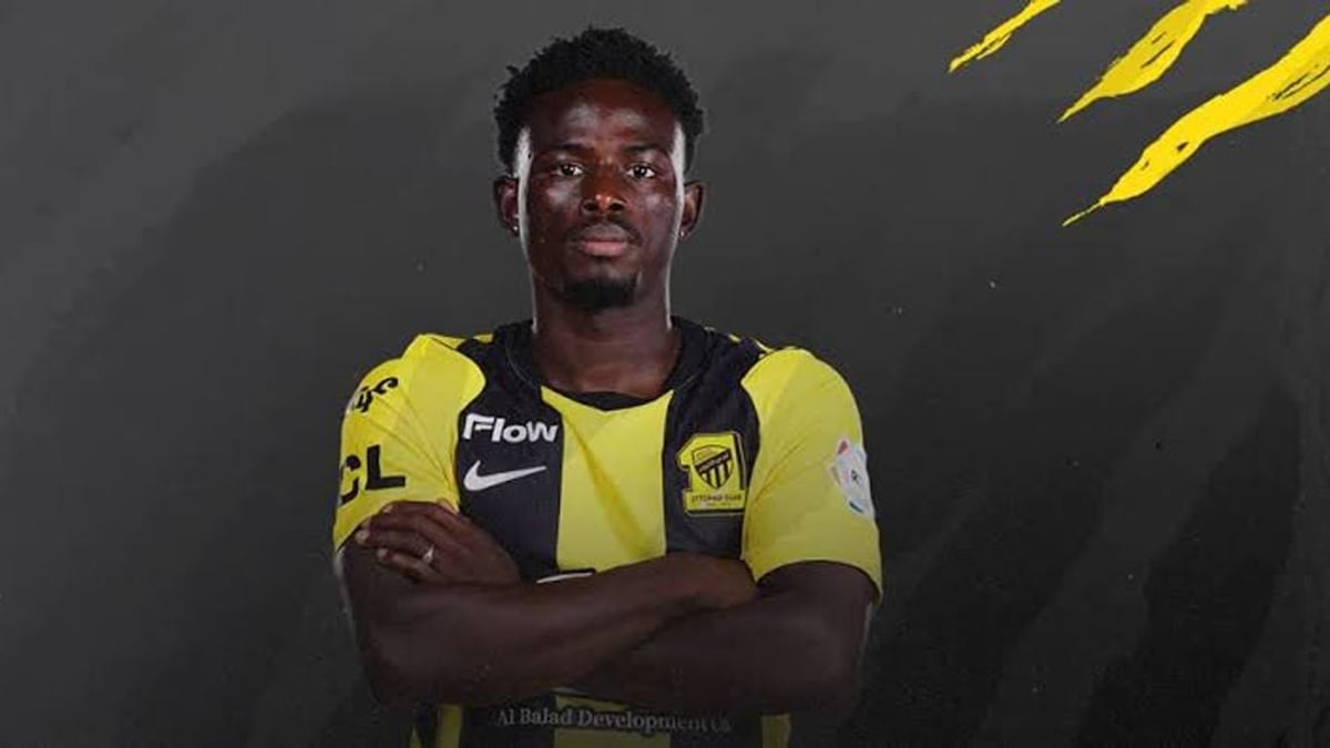 موعد جراحة روجر فيرنانديز في فرنسا يعلنه الاتحاد
