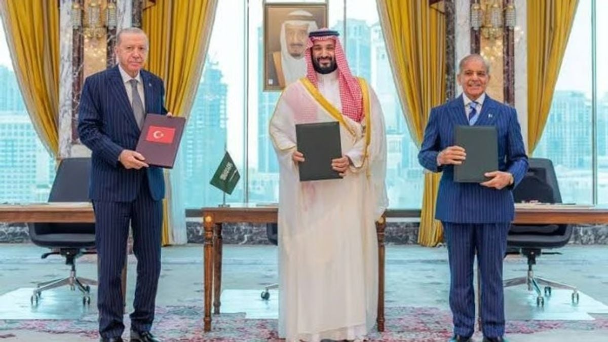 نائب رئيس وزراء باكستان: اتفاق مكة يعكس التزام السلام الجماعي