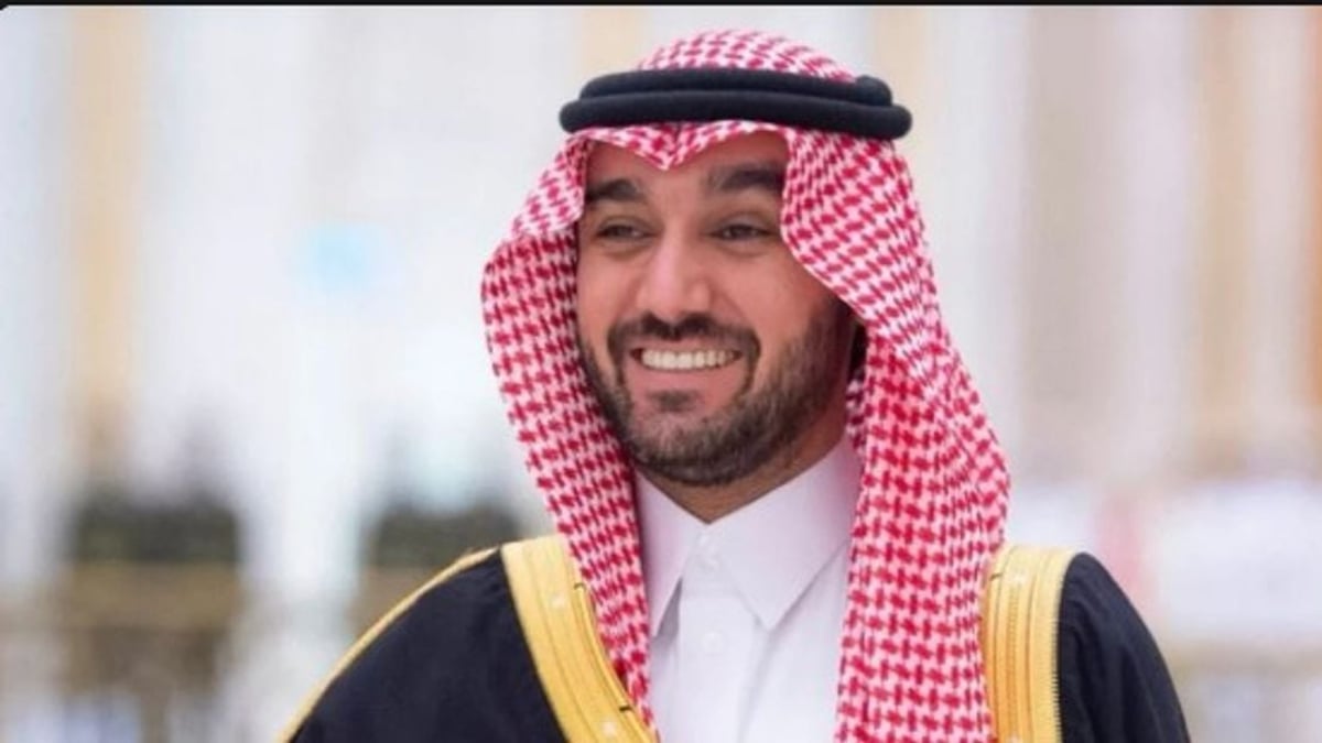 وزير الرياضة يساند الأهلي قبل مواجهة أوكلاند في كأس الإنتركونتننتال
