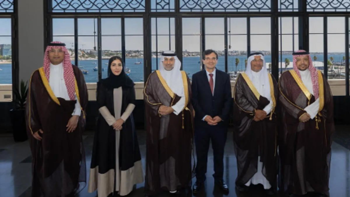 وزير الصحة يناقش تعزيز الشراكة الصحية مع البرتغال وتبادل الخبرات