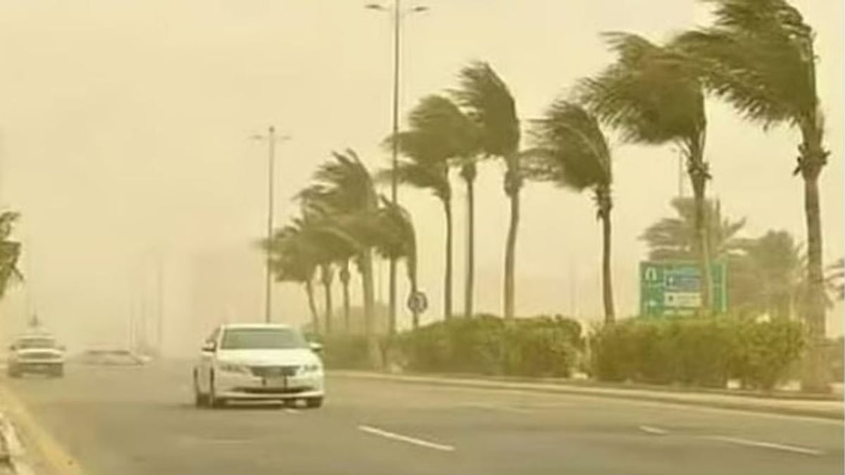 أمطار رعدية وزخات برد ورياح نشطة في عدة مناطق الأربعاء