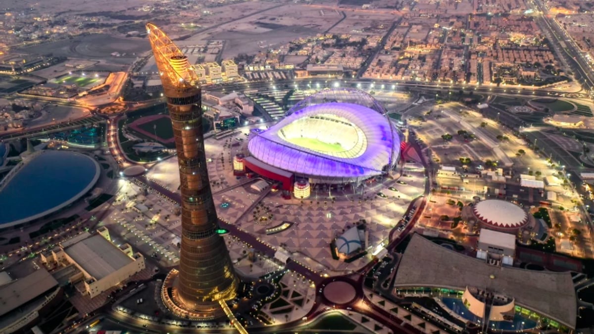 الكشف عن 81 حكمًا لمونديال الشباب بقطر 2026 طاقمان نسائيان يبرزان