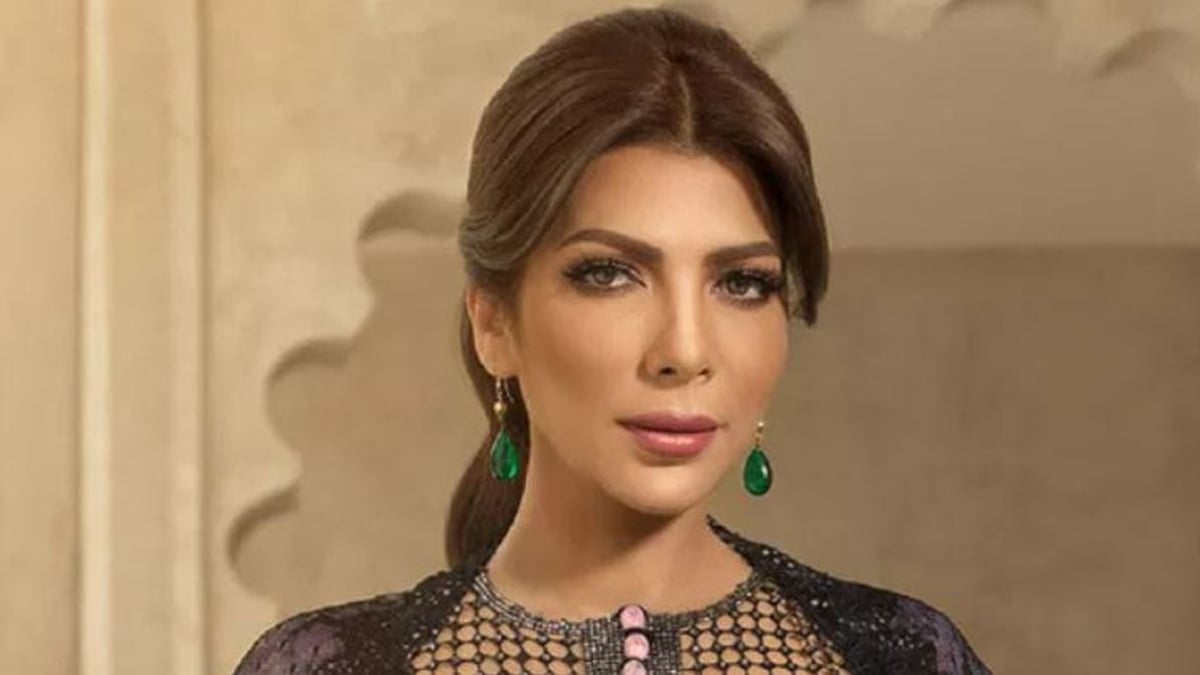 أصالة نصري تحيي حفلاً في دمشق بعد 15 عاماً ووزير سوري يشيد بها