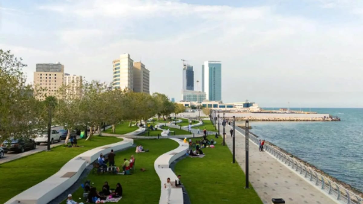 أمانة الشرقية تكمل تطوير كورنيش الخبر الجنوبي لتحسين جودة الحياة