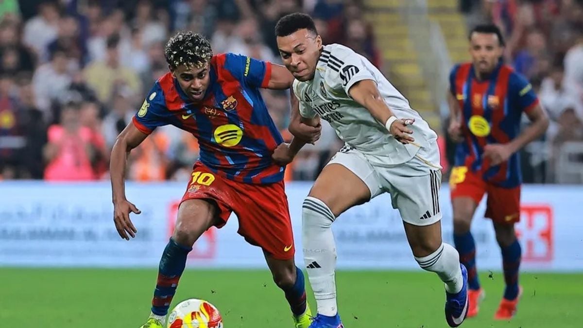 أول كلاسيكو بين برشلونة وريال مدريد في 25 أكتوبر 2026