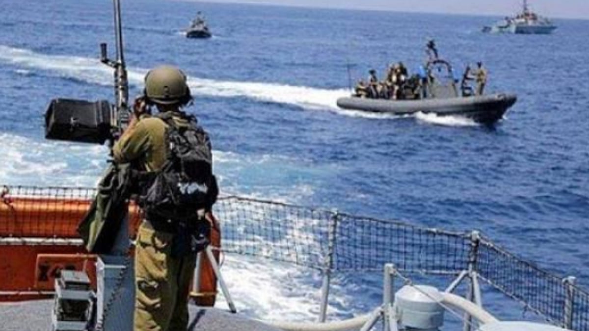 إصابة ثلاثة صيادين فلسطينيين برصاص الاحتلال في بحر غزة