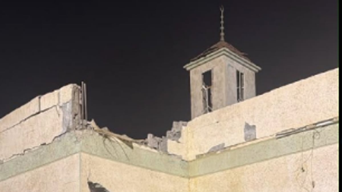 إصابتان وأضرار جراء سقوط مقذوف حوثي في الطوال بجازان
