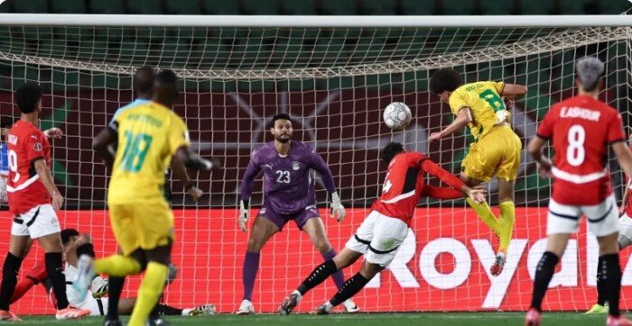 الأهلي يدافع عن الشناوي بعد تصريحات مدرب منتخب مصر