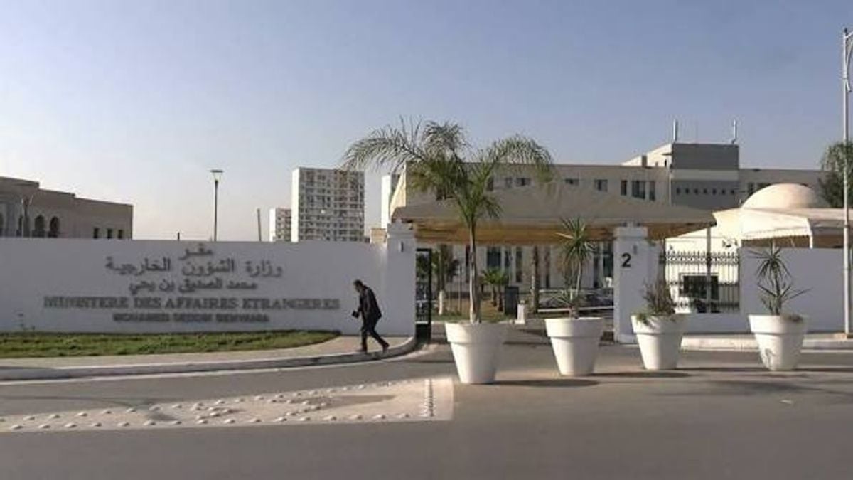 الجزائر تمنح سفير الإمارات 48 ساعة للامتثال لقطع العلاقات الدبلوماسية
