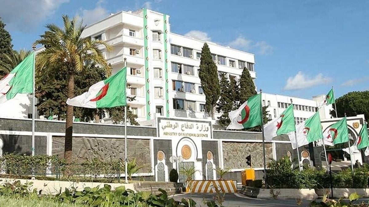 الجزائر تمنع الطائرات المسجلة بالإمارات من دخول مجالها الجوي بدءًا من الغد