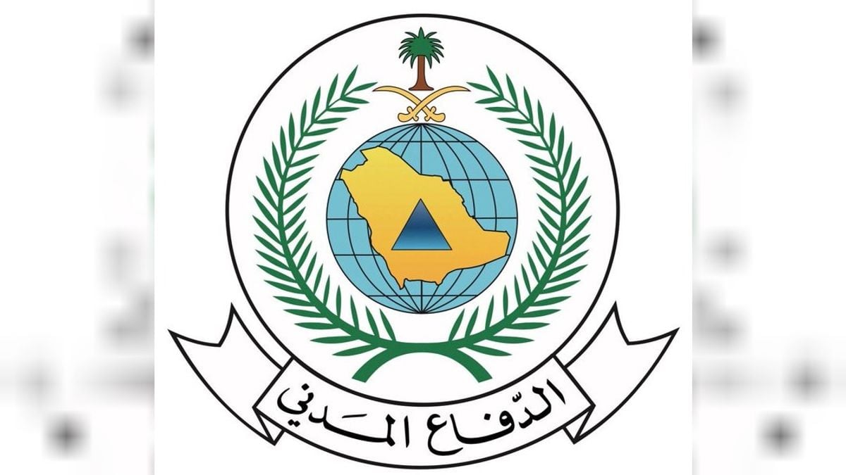 الدفاع المدني يسيطر على حريق في محال تجارية بتبوك