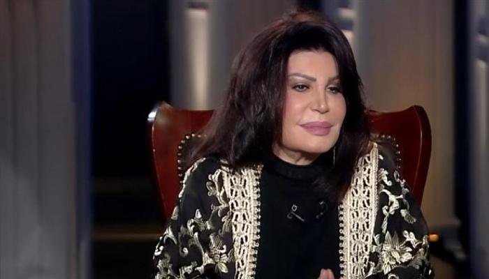 نجوى فؤاد تعاني من آثار جراحة العمود الفقري وتطلب الدعاء