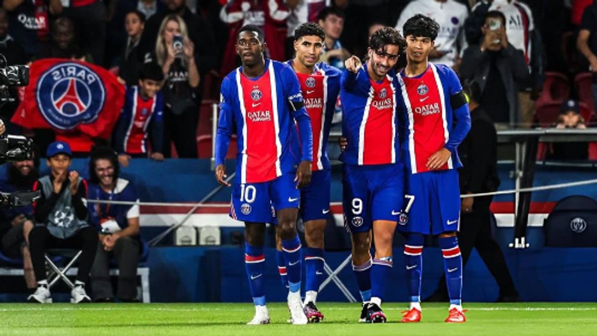 باريس سان جيرمان يحقق فوزاً ساحقاً على سلوفان براتيسلافا 6-0 في دوري أبطال أوروبا