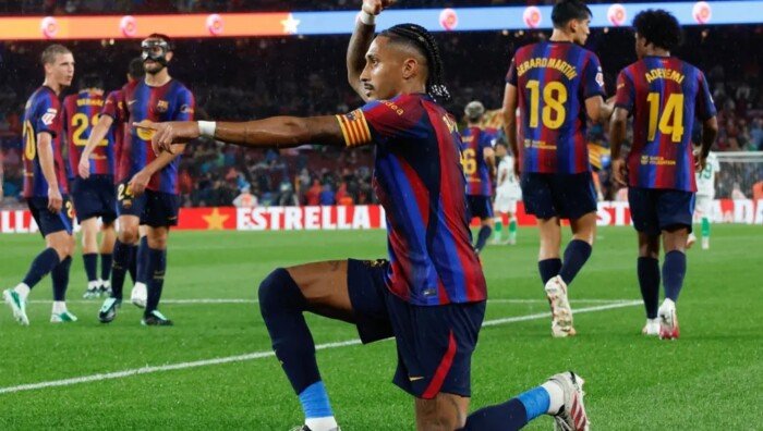 قمة الليغا: برشلونة يحل ضيفاً ثقيلاً على إشبيلية اليوم