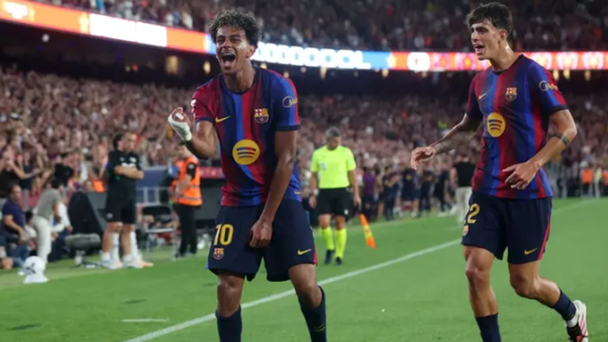 برشلونة يحقق فوزًا كبيرًا على رايو فايكانو بخمسة أهداف في الدوري الإسباني