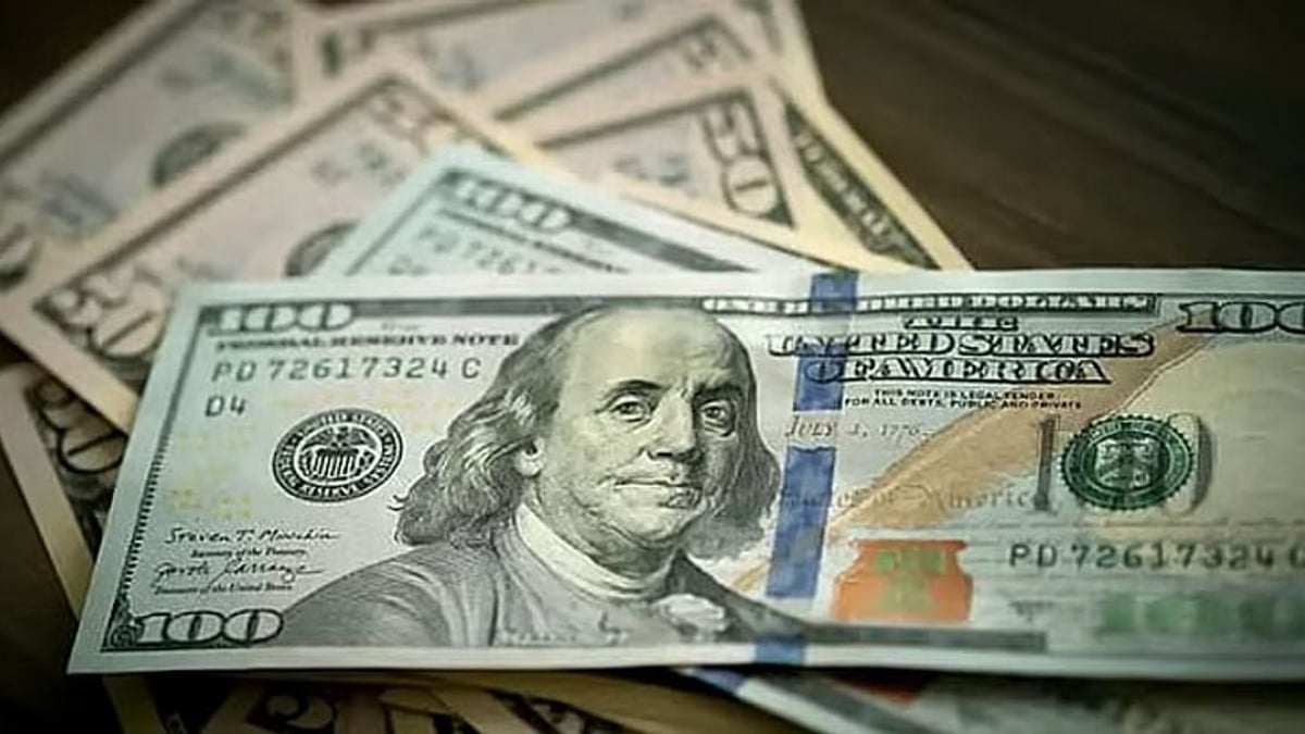 ارتفاع الدولار أمام العملات الرئيسية بعد تراجع طفيف في أسبوعين