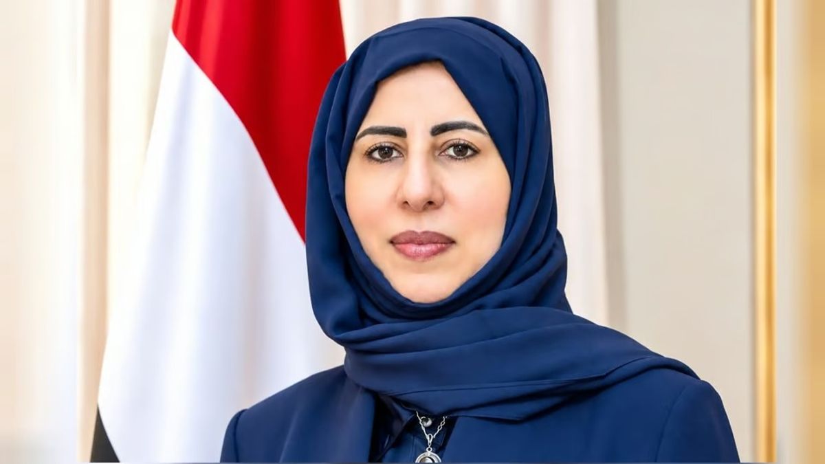 تقدم الحوثيين على الساحل الغربي يهدد حركة الشحن العالمي