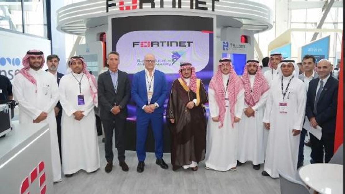 جامعة الباحة توقع مذكرتي تفاهم في الأمن السيبراني والتحول الرقمي