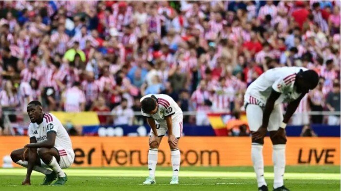ريال مدريد يهدد بالانسحاب من الدوري الإسباني بعد خسارة الديربي