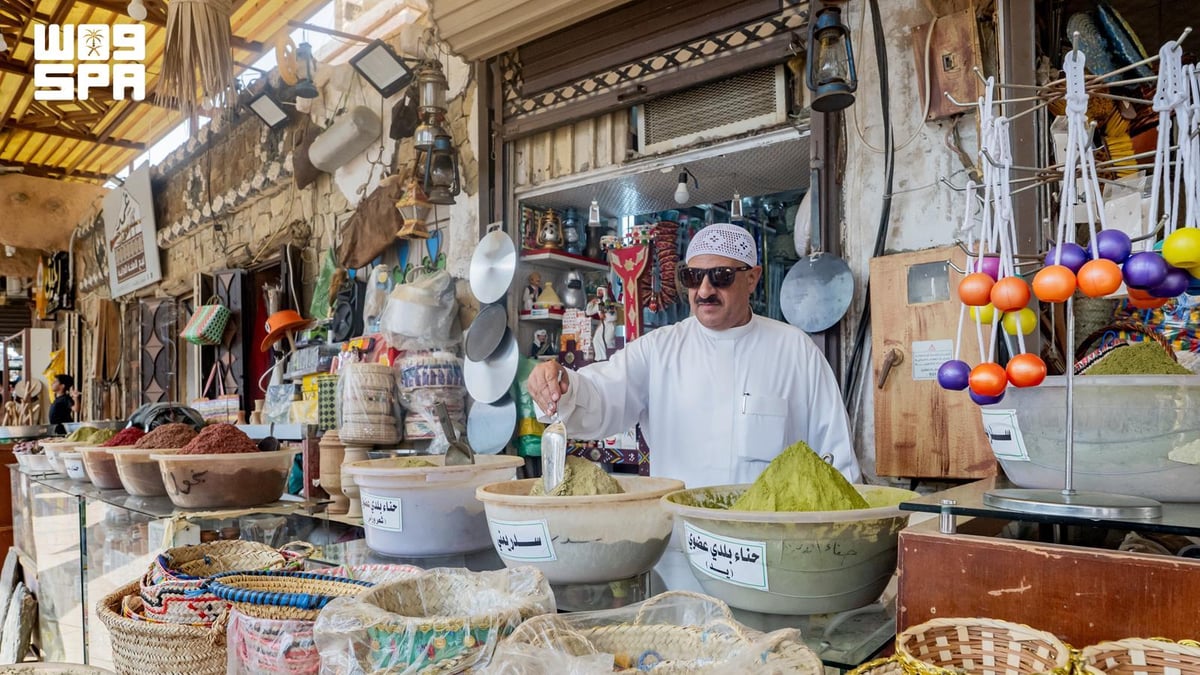 سوق السبت في بلجرشي يستمر كمعلم تراثي وتجاري في الباحة