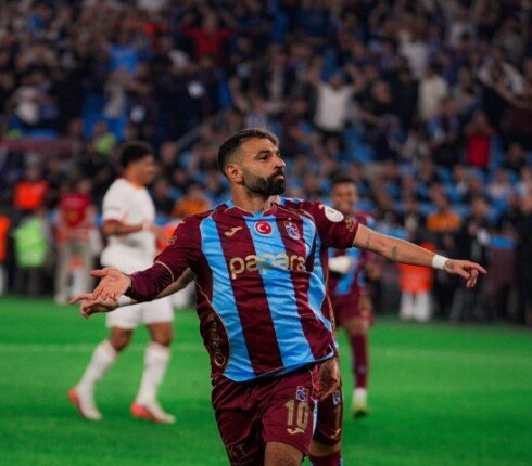 محمد صلاح يتألق وينضم لتشكيلة الأسبوع العالمية