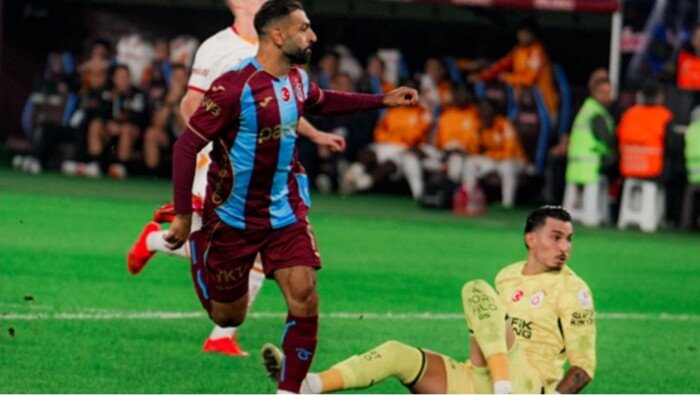 محمد صلاح يحطم 3 أرقام تاريخية بهاتريك استثنائي مع طرابزون سبور